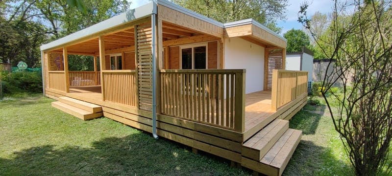 Premium terasa za mobilnu kućicu – KUBIQ projekt