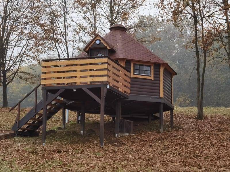 KUBIQ bungalov na stupovima