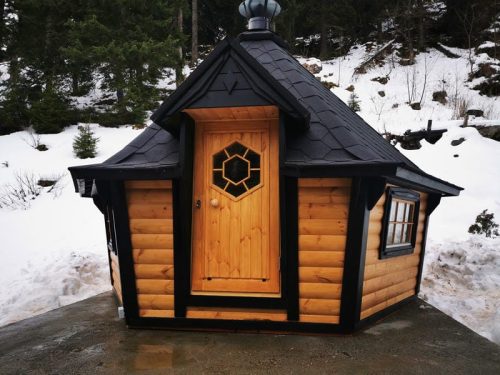 KUBIQ roštilj kućica