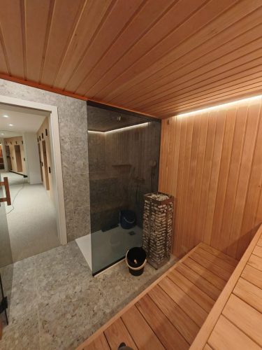 KUBIQ Unutarnja sauna